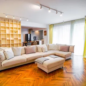 Luxury Park Bucureşti
